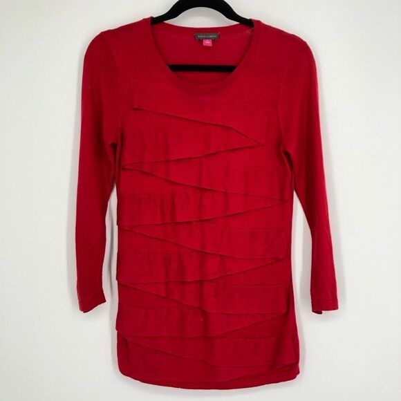 VINCE CAMUTO Layer Pieced Front Top - Picture 1 of 5